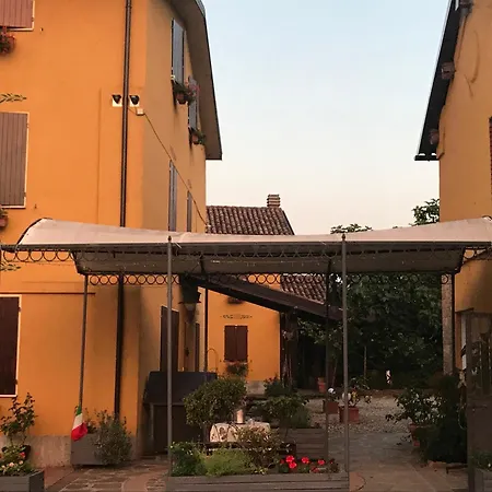Dom wakacyjny Cascina Aguzzafame *